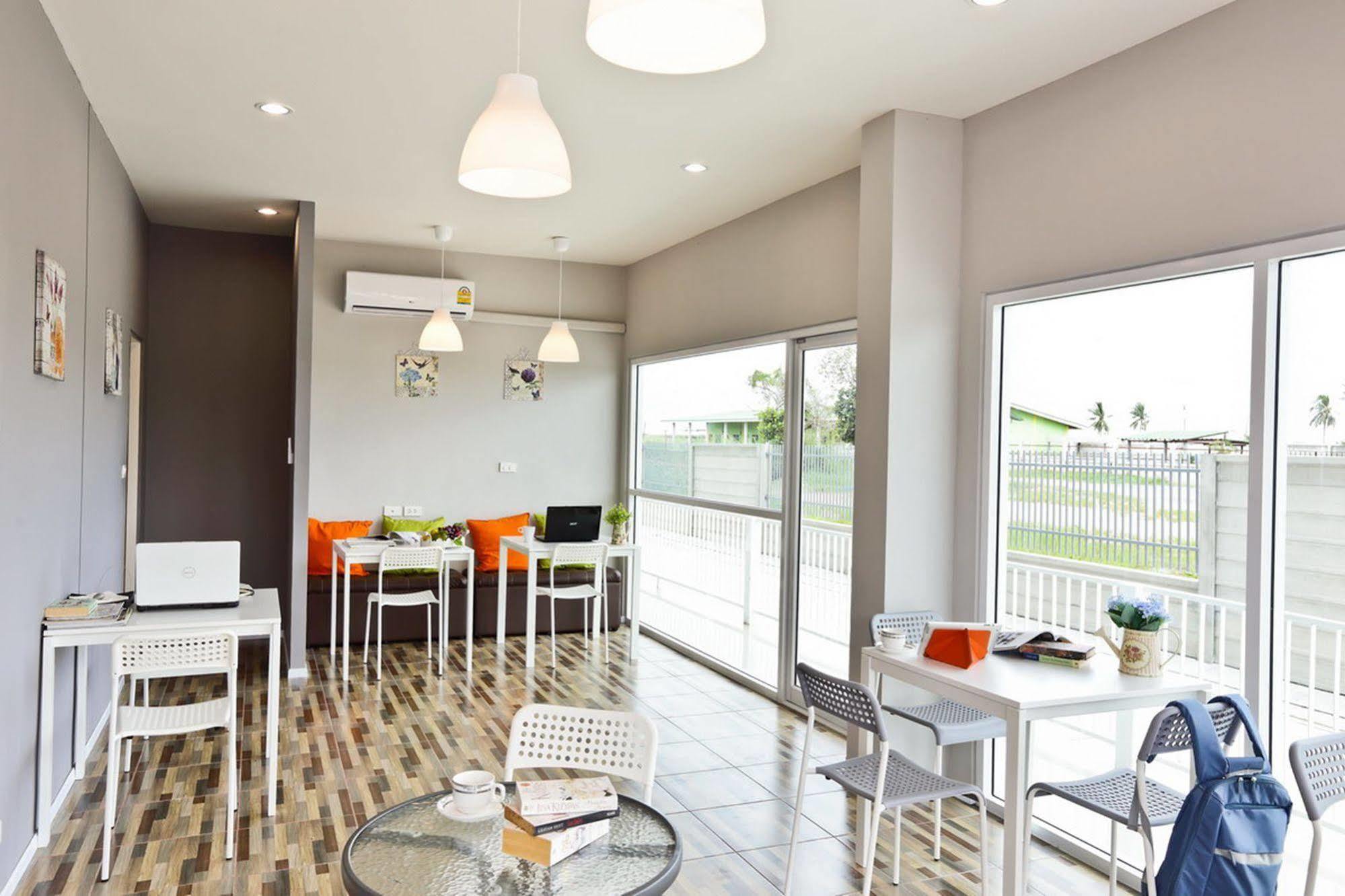 Rangh Place Ban Map Samet Daeng Exterior foto